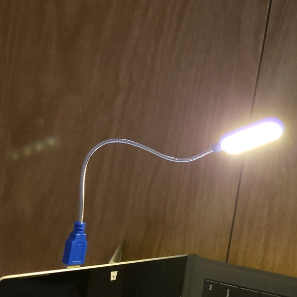 USB power light New - Picture 3 of 4